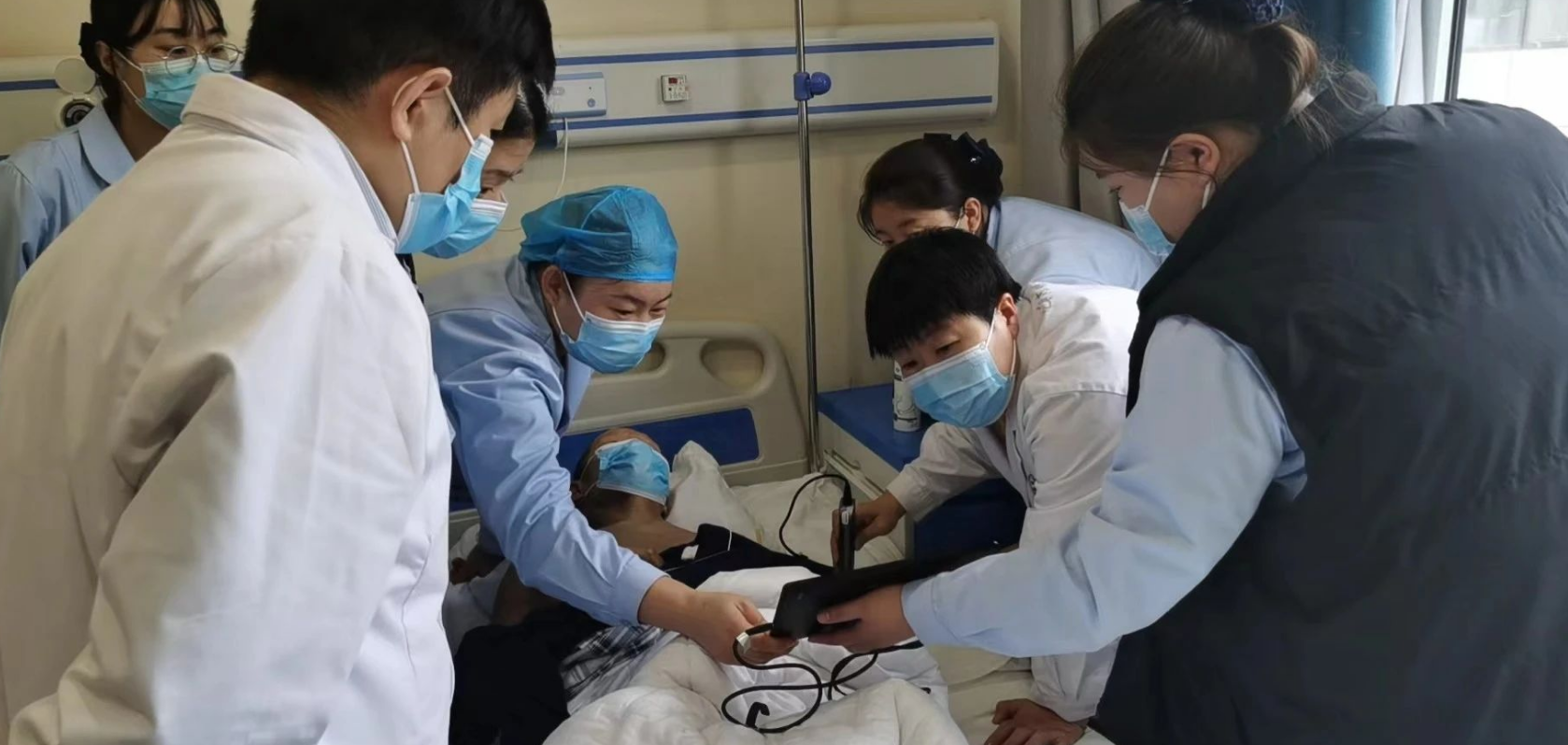 Enhancing Clinical Efficiency and Patient Safety with Handheld Ultrasound and Mini-Midline Catheters